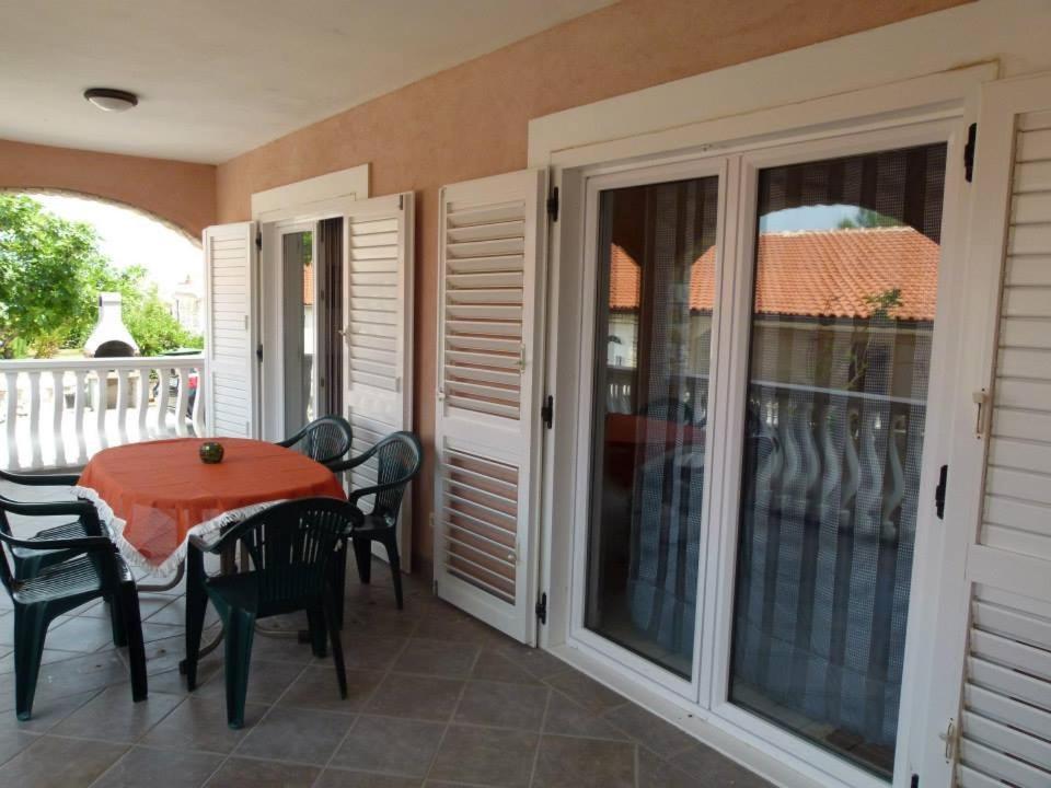 Apartmani Ivanic Вир Экстерьер фото