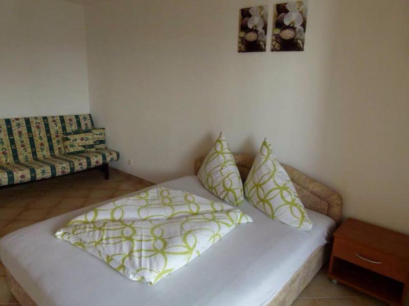 Apartmani Ivanic Вир Экстерьер фото