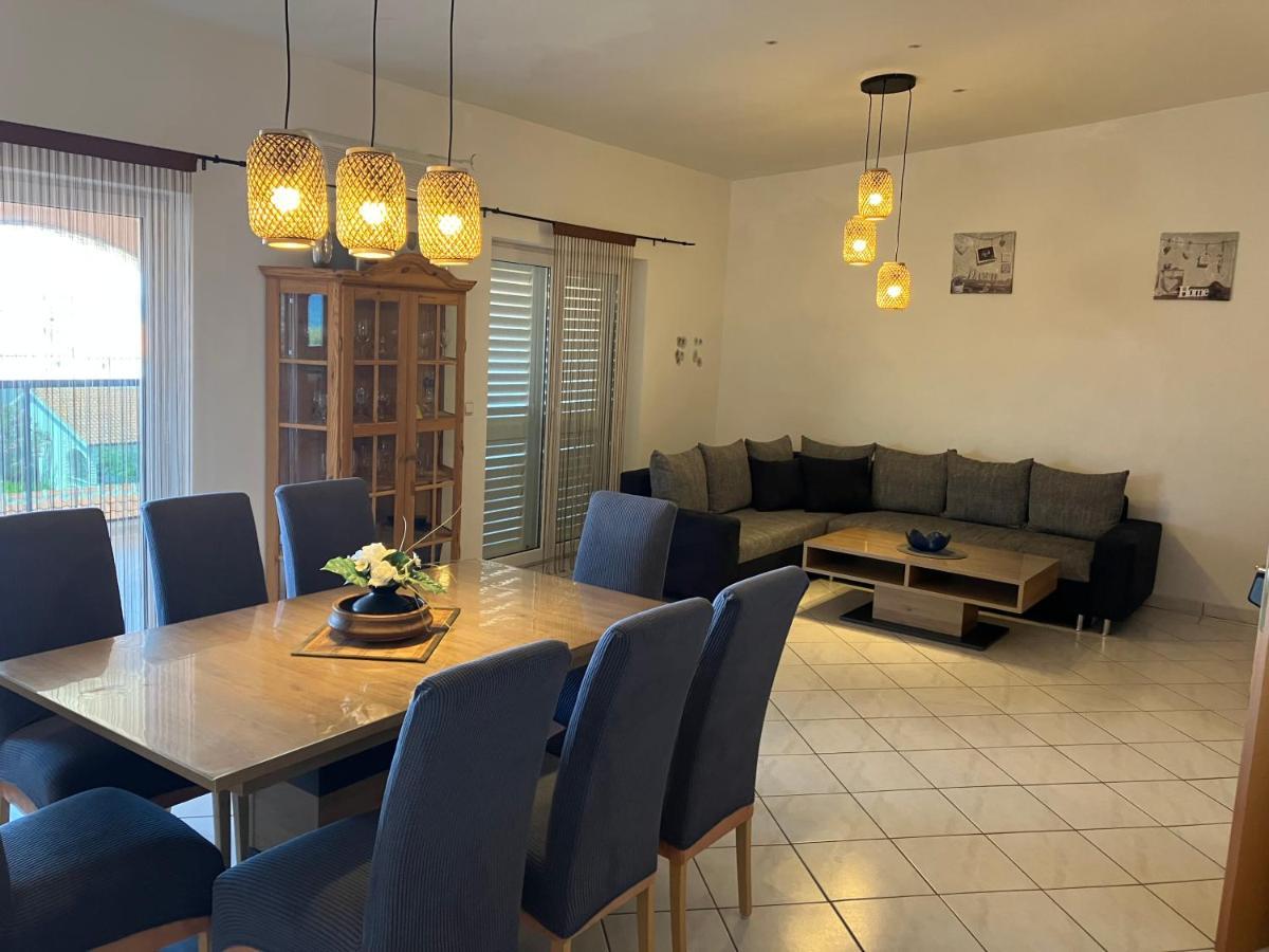 Apartmani Ivanic Вир Экстерьер фото